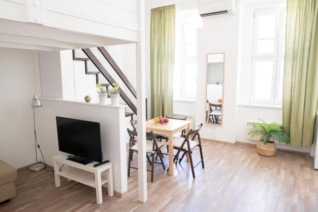 N28 Studio Next To Andrassy Boulevard. Βουδαπέστη Εξωτερικό φωτογραφία